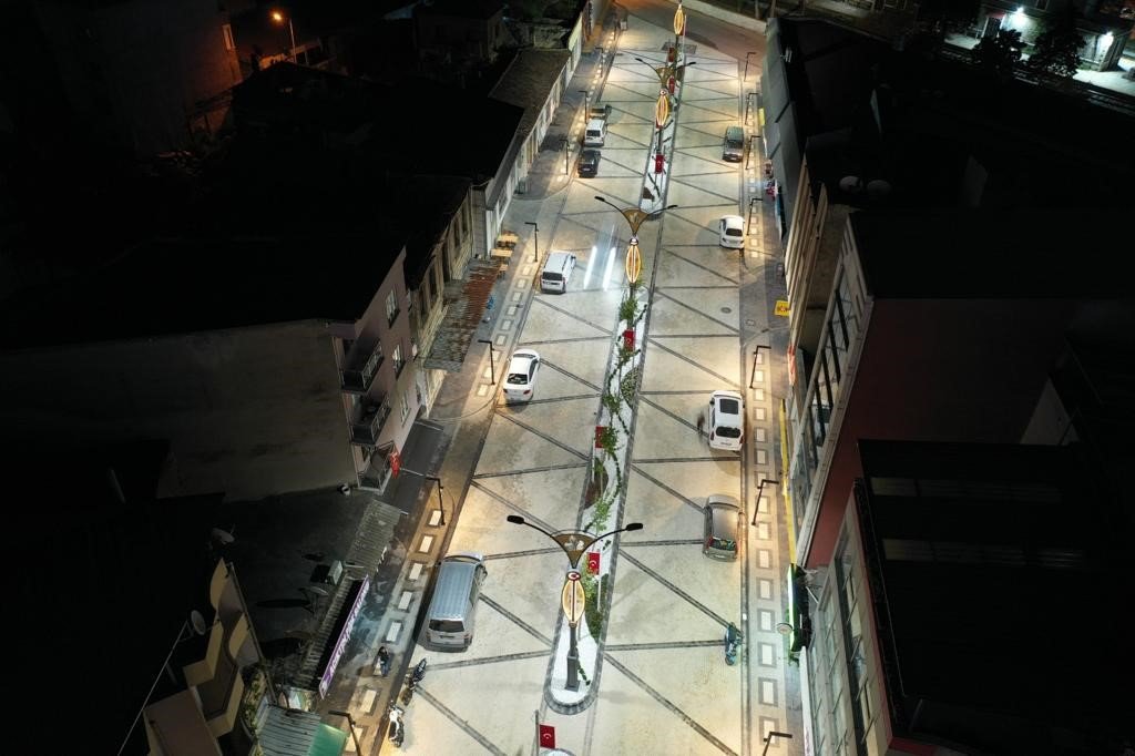 Germencik Belediyesi sokak düzenlemelerine devam ediyor