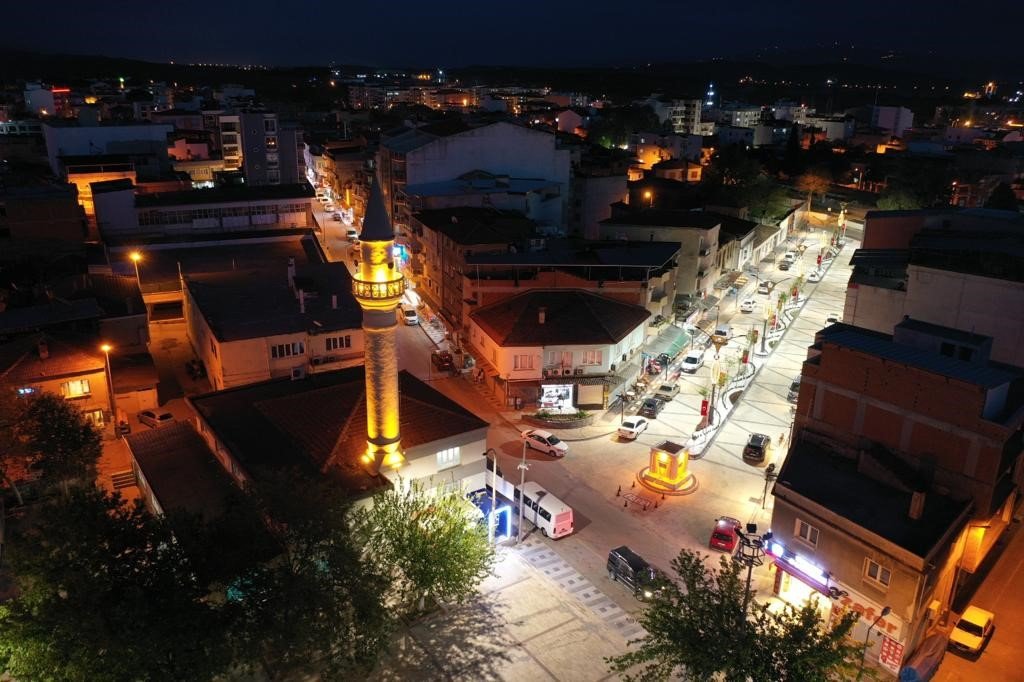 Germencik Belediyesi sokak düzenlemelerine devam ediyor