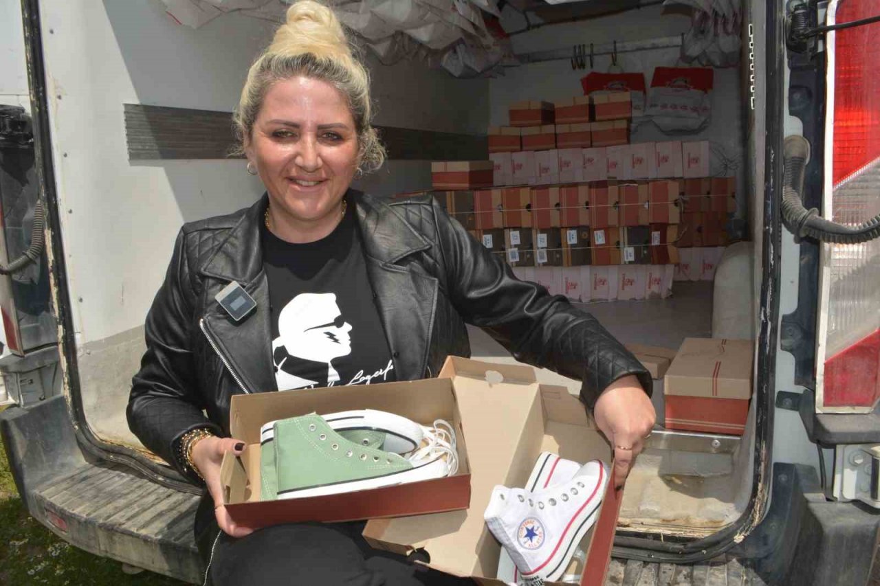 Hayırsever iş insanından 350 ihtiyaç sahibi çocuğa bayramlık desteği