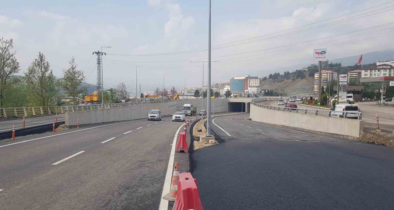 Battı Çıktı Kavşağı tek yönlü olarak ulaşıma açıldı