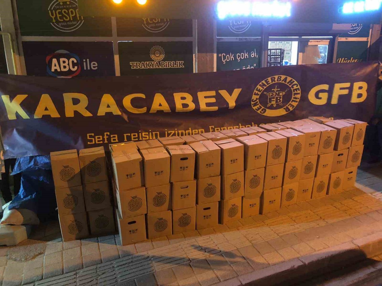 Genç Fenerbahçelilerden yardım eli