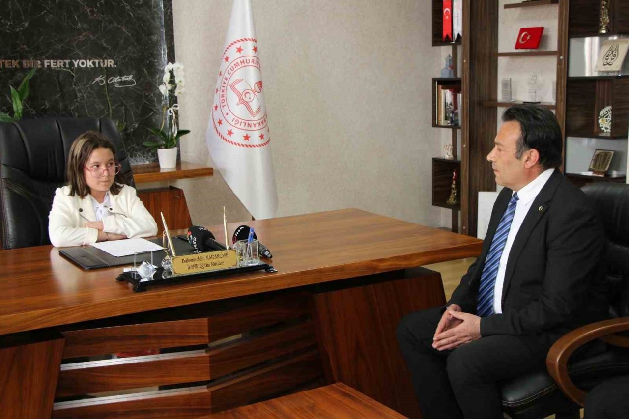 İl Milli Eğitim Müdürü Karaköse, koltuğunu küçük Esila’ya devretti