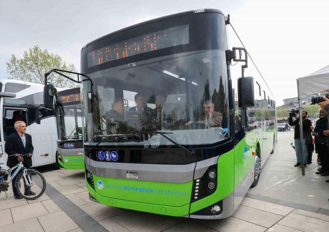 Toplu taşıma filosuna 2 yeni körüklü otobüs daha