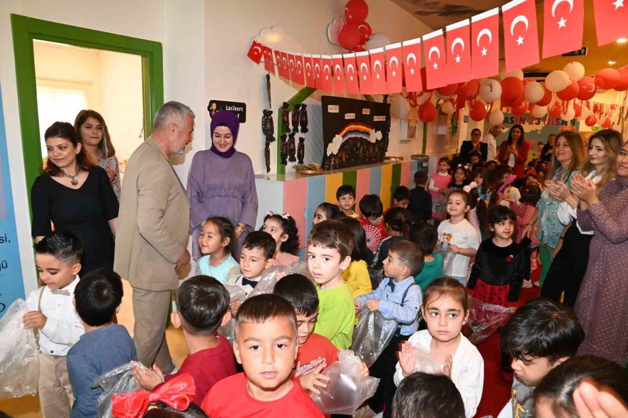 Başkan Şükrü Sözen belediye personeliyle bayramlaştı