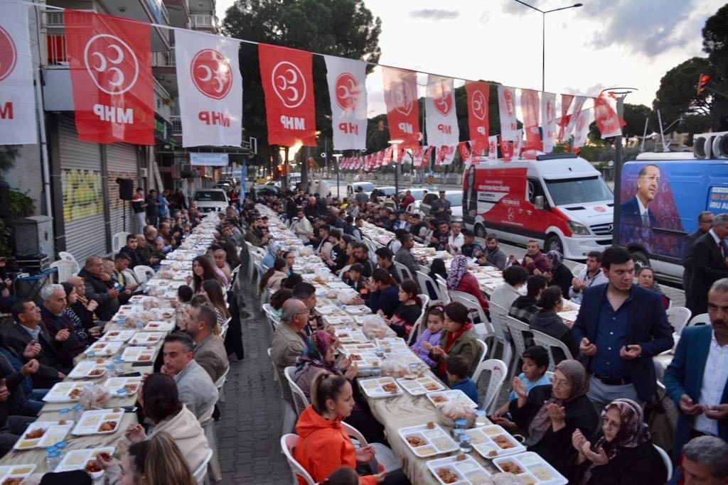 Depboylu, Germencik’te ülkücülerle iftar yemeğinde buluştu