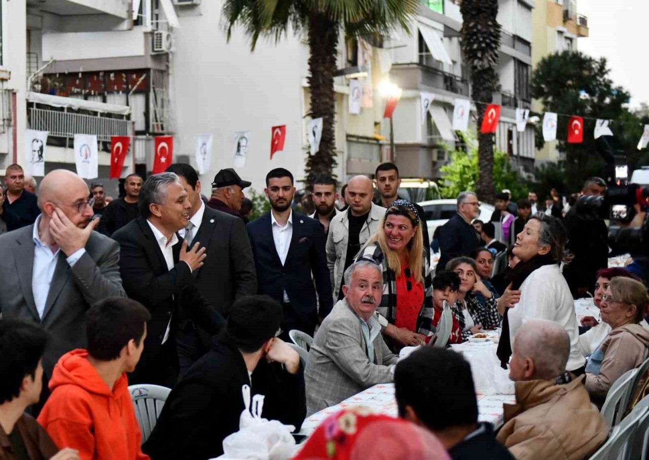 Başkan Uysal: “Muratpaşa’da kimse sahipsiz değil”