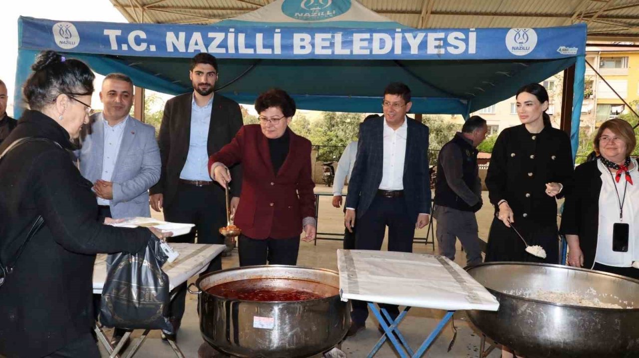 Nazilli’de son iftar programı Turan Mahallesi’nde gerçekleştirildi