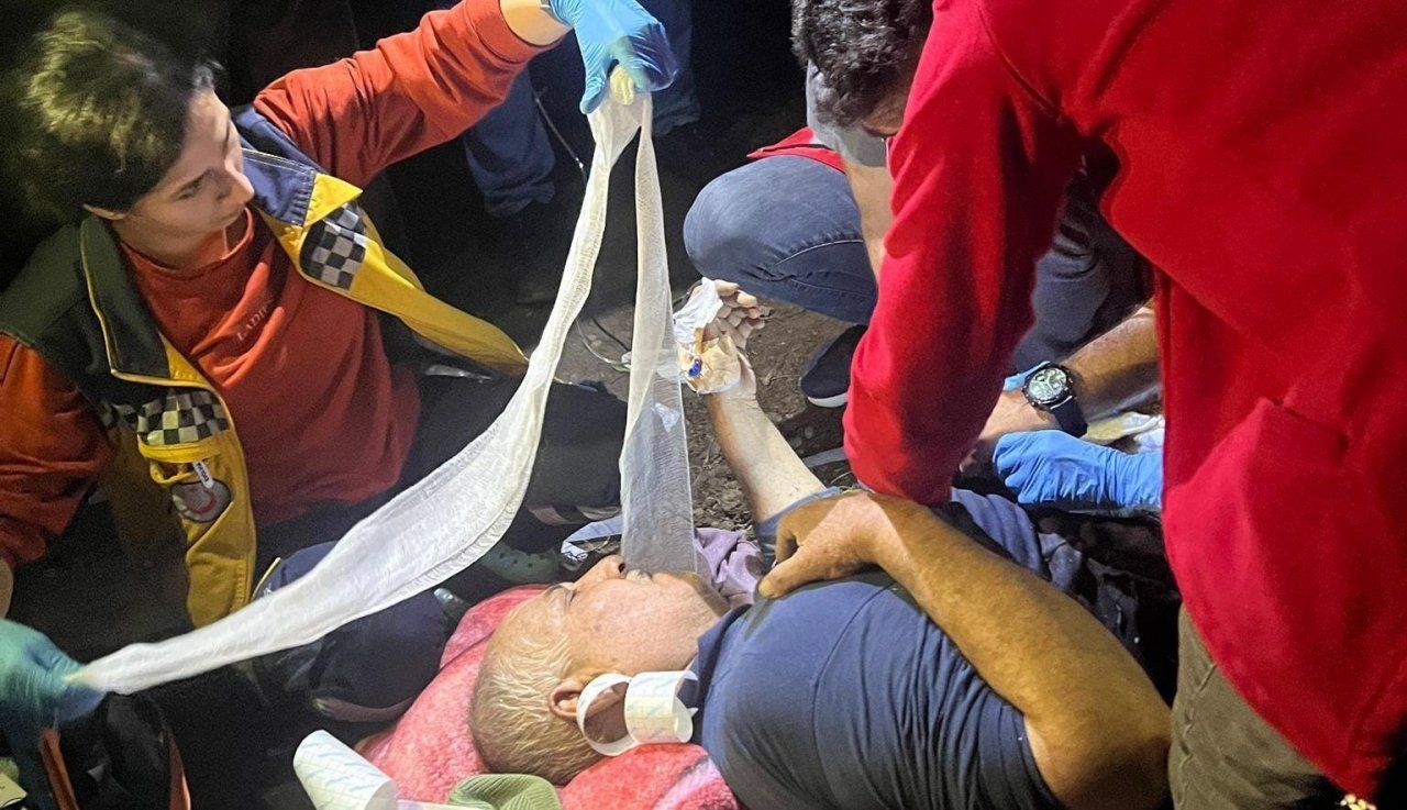 Siirt’te tarım aracı devrildi, sürücü ağır yaralandı