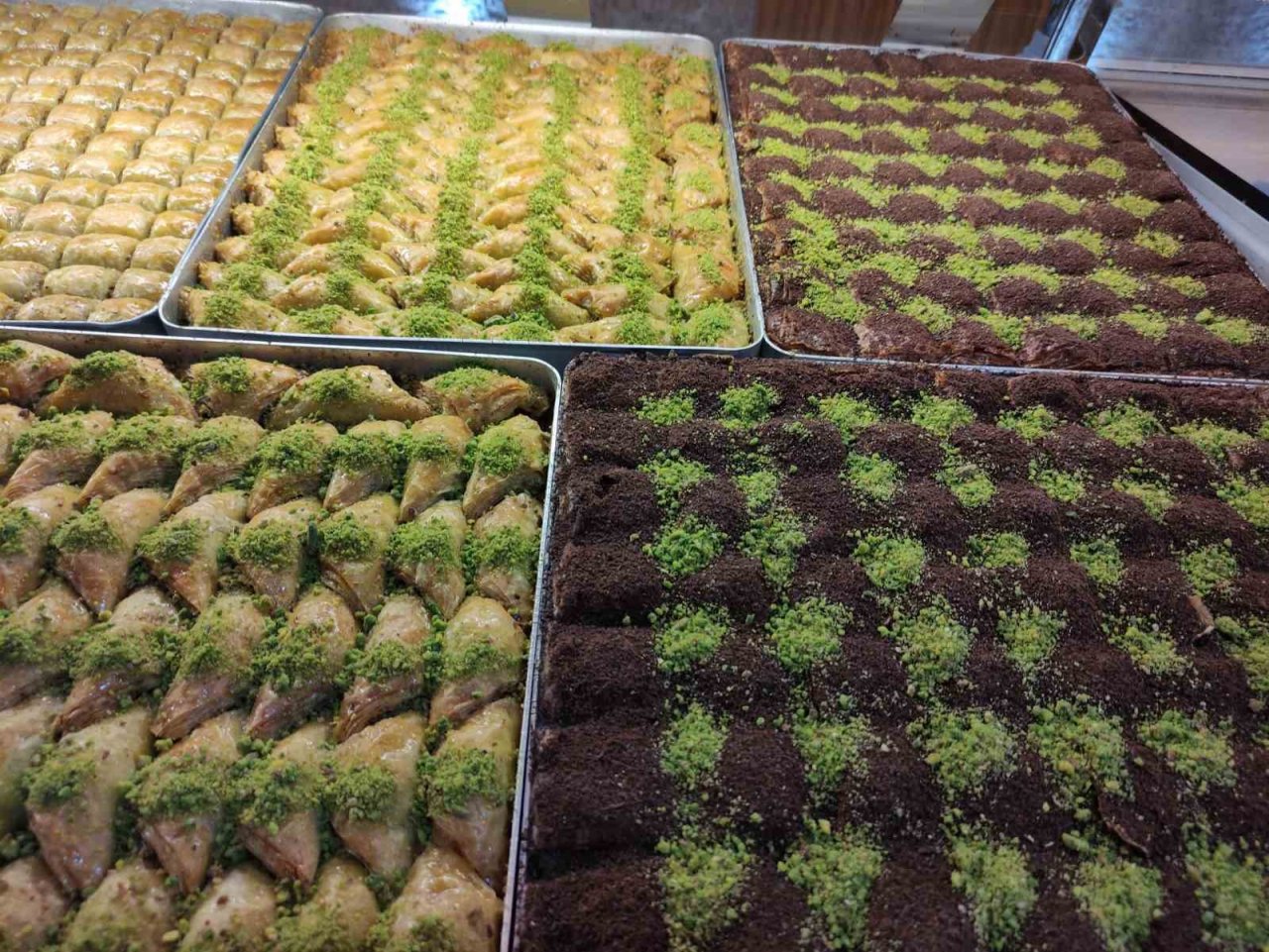 Tatlıcılarda bayram yoğunluğu başladı