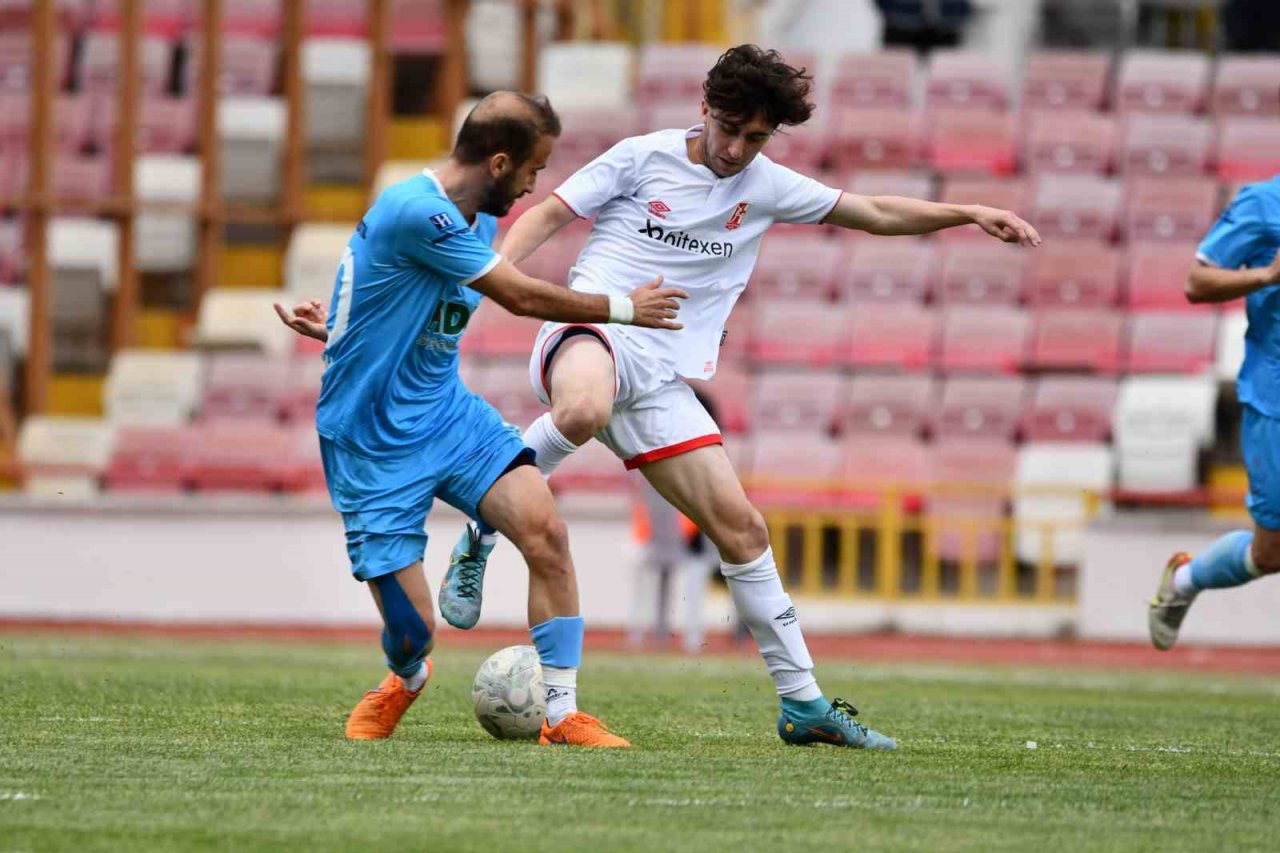 TFF 2. Lig: Balıkesispor: 0 - Pazarspor: 2