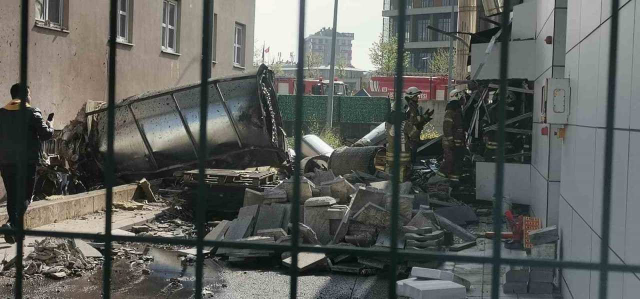 Ümraniye Eğitim ve Araştırma Hastanesi’nde sıcak su kazanı patladı