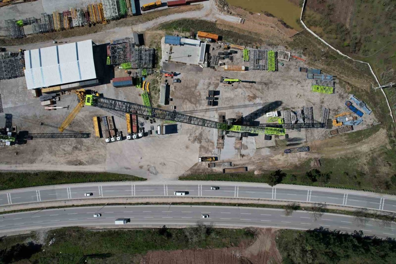 Türkiye’nin milli projelerini bu dev vinç kaldıracak