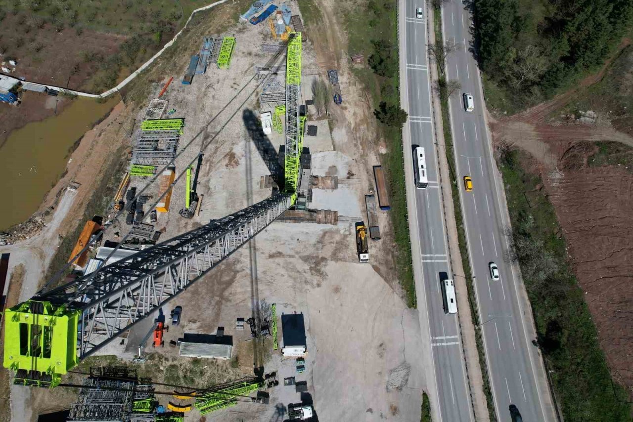 Türkiye’nin milli projelerini bu dev vinç kaldıracak