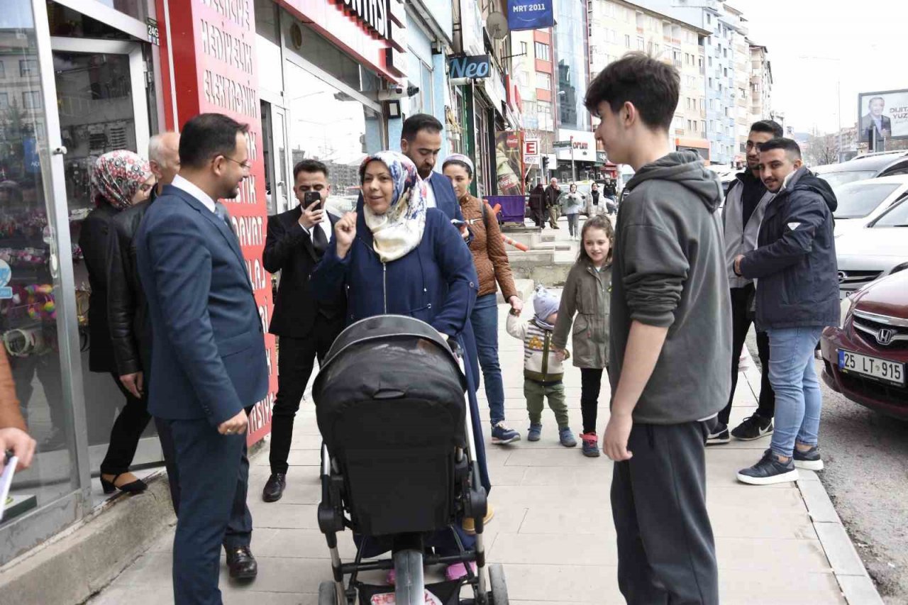 Kocaaliler; “Türkiye yüzyılını gençlerle inşa edeceğiz”