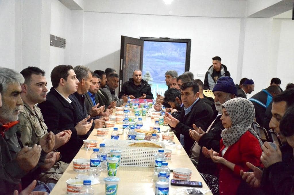 Yedisu Kaymakamı Başar, güvenlik korucularıyla bir araya geldi