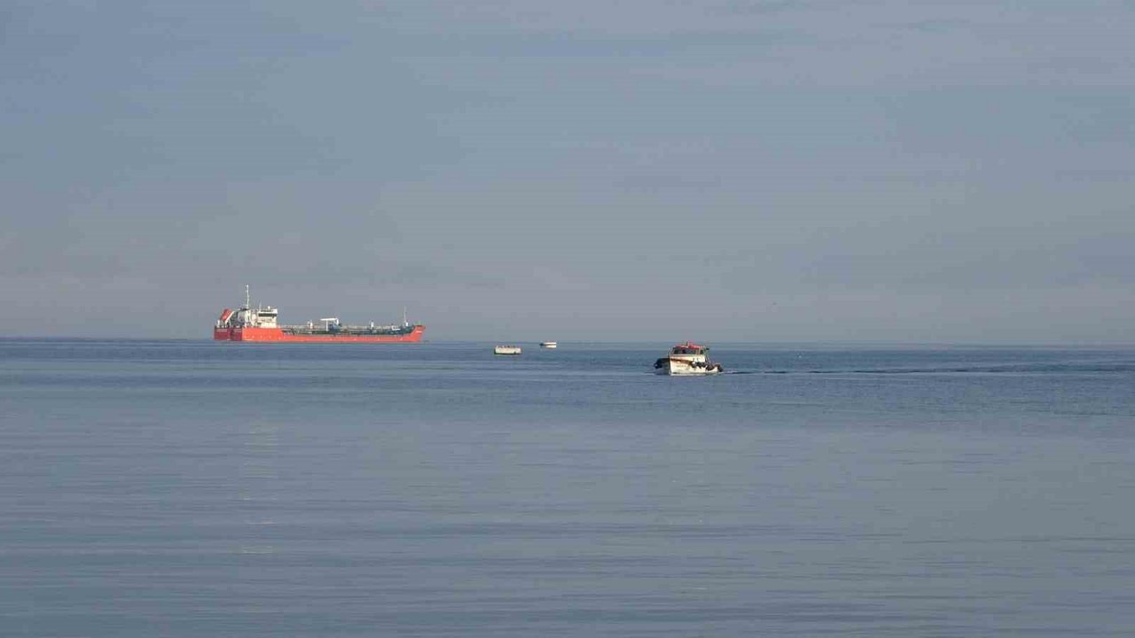 Çanakkale Boğazı sis nedeniyle kapandı