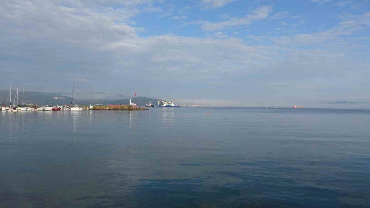 Çanakkale Boğazı sis nedeniyle kapandı