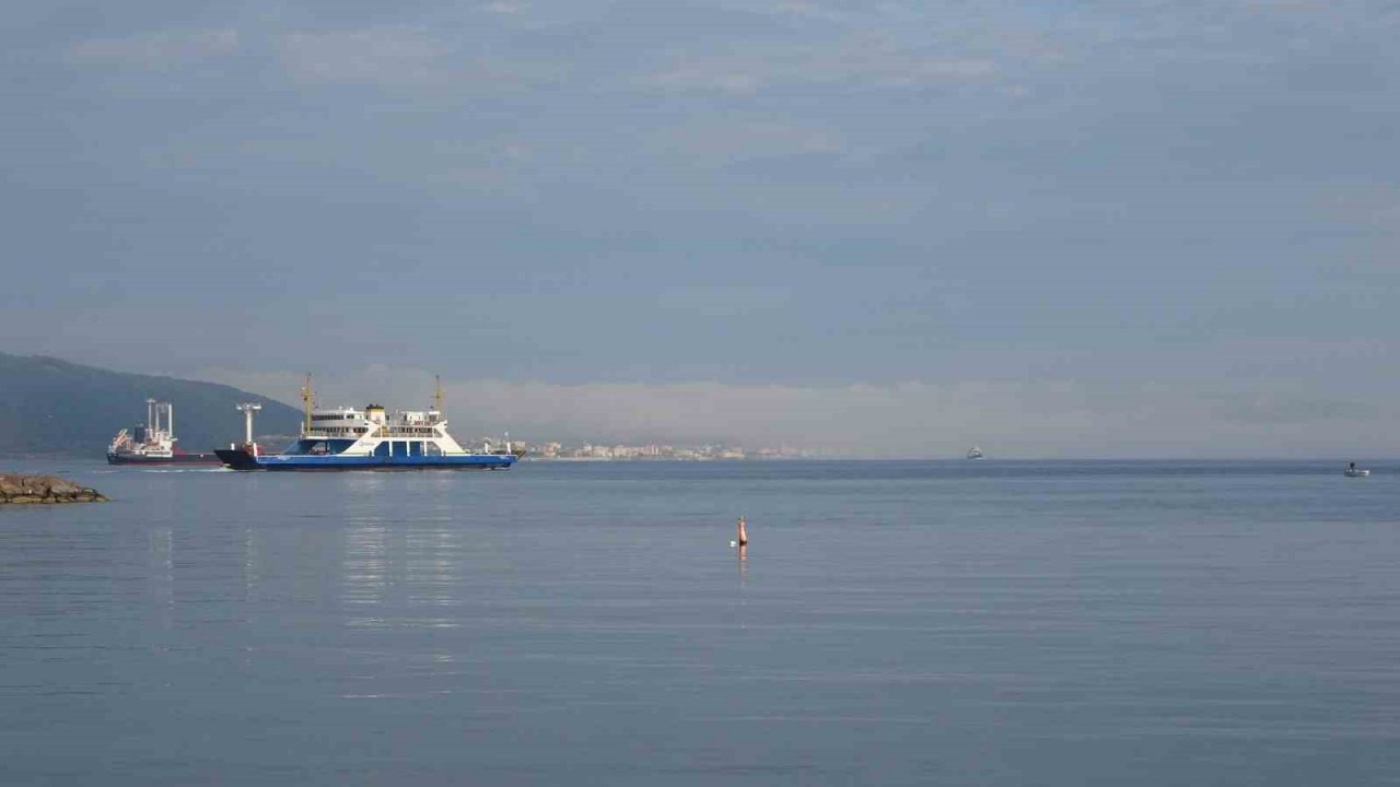 Çanakkale Boğazı sis nedeniyle kapandı