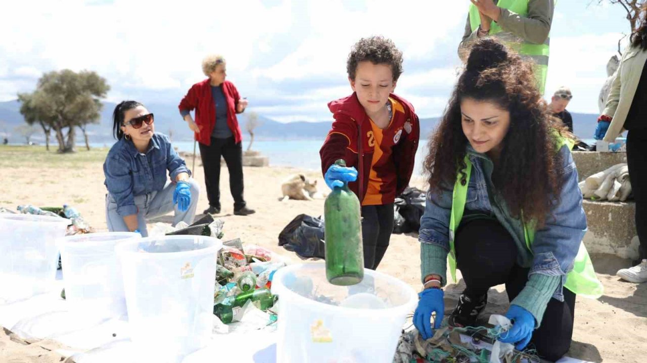 Didim’de sahil temizliği gerçekleştirildi