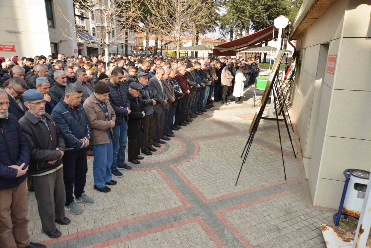 İlk iş gününe giderken kazada hayatını kaybeden Selim son yolculuğuna uğurlandı