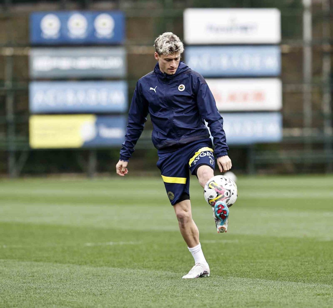 Fenerbahçe, İstanbulspor maçı hazırlıklarına başladı