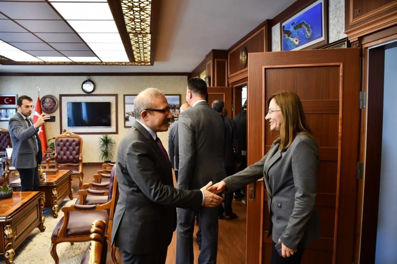 Kaymakam Karaman, “Çifte bayramın mutluluğunu yaşıyoruz”