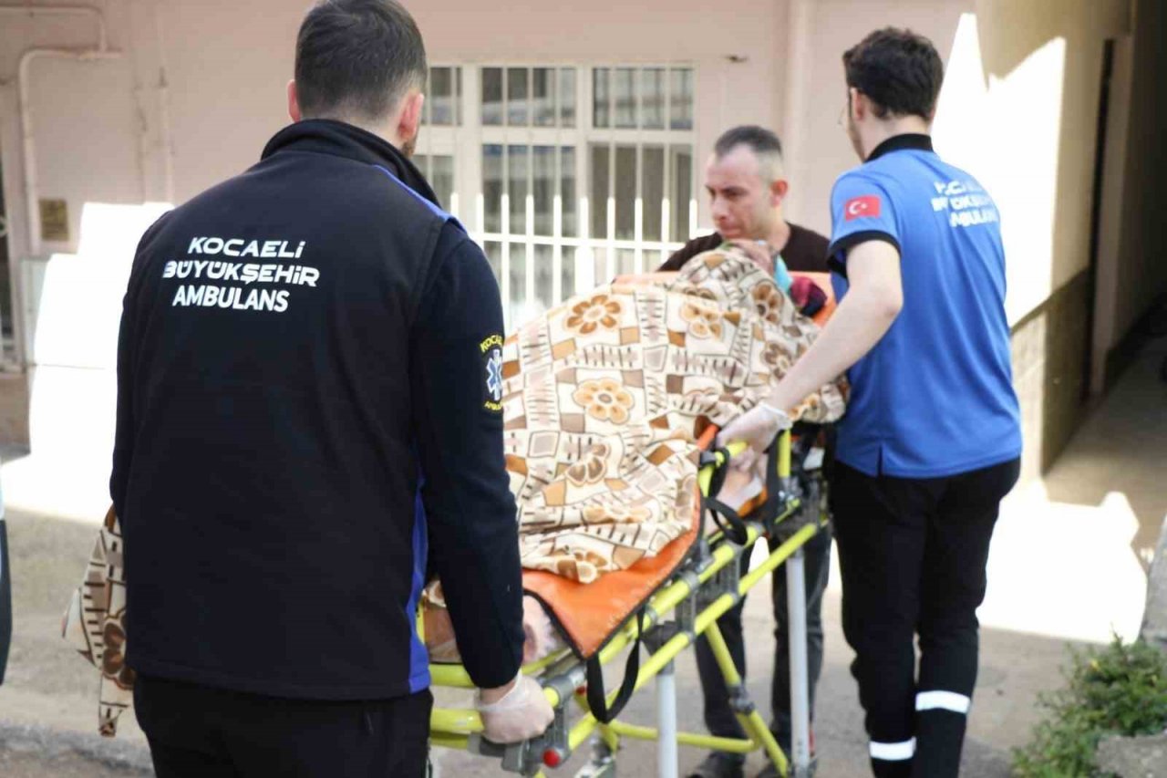 Hasta nakil ambulansları ve engelsiz taksi, bayramda da görev başında