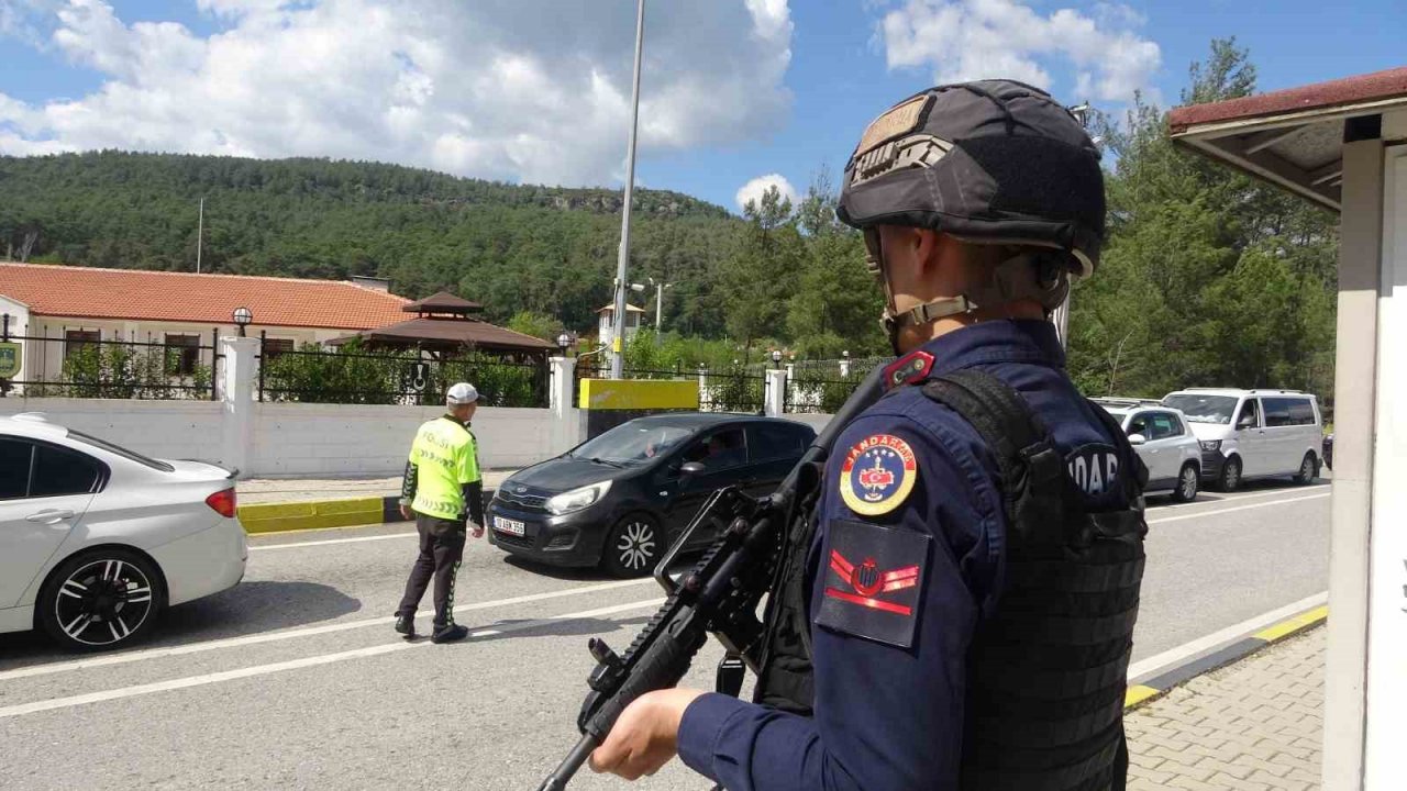 Ramazan bayramı öncesi Marmaris’te yol kontrolleri arttırıldı