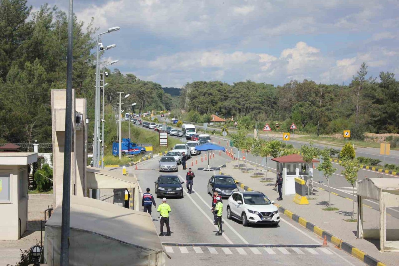 Ramazan bayramı öncesi Marmaris’te yol kontrolleri arttırıldı