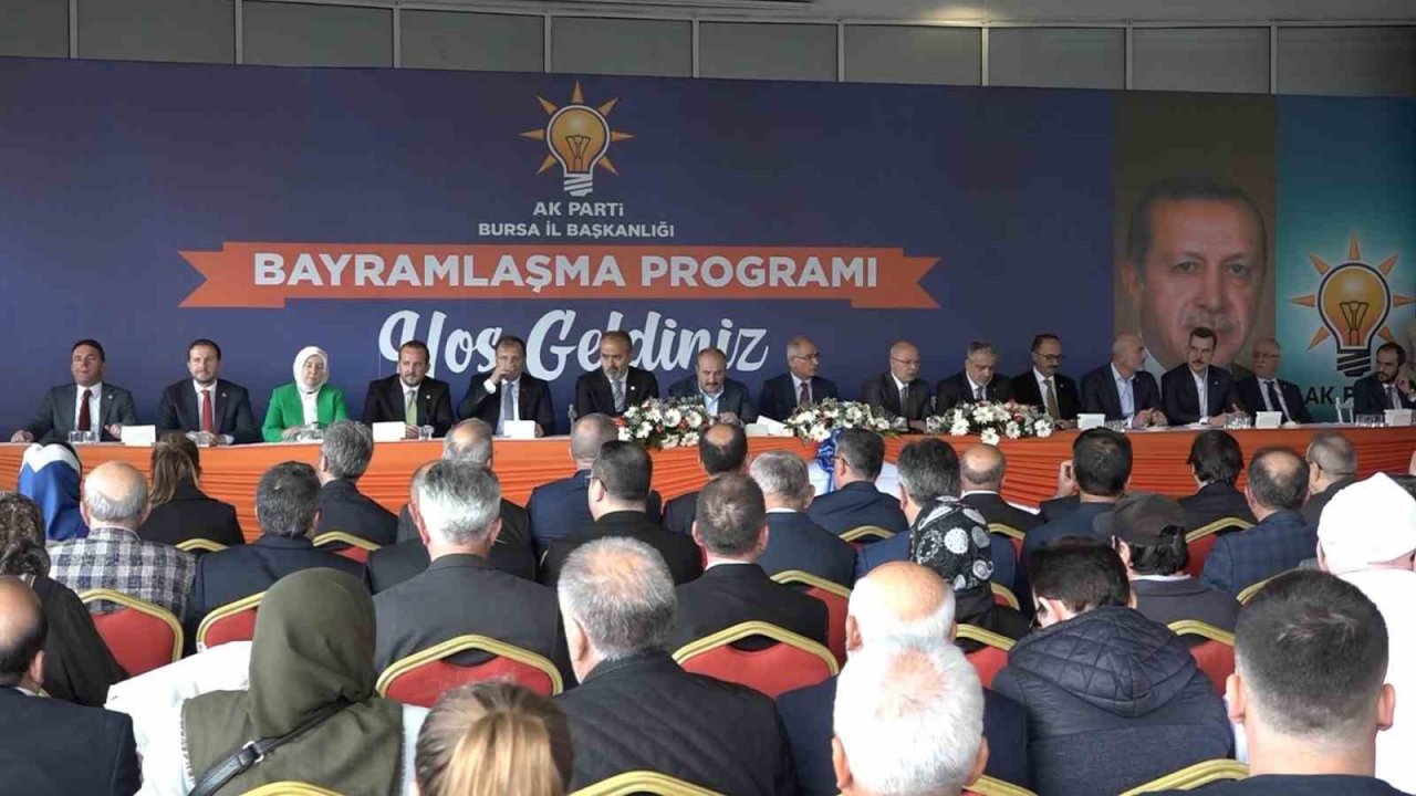 Bakan Varank: "Türkiye, dünyanın en büyük 10 ekonomisinden biri olacaktır"