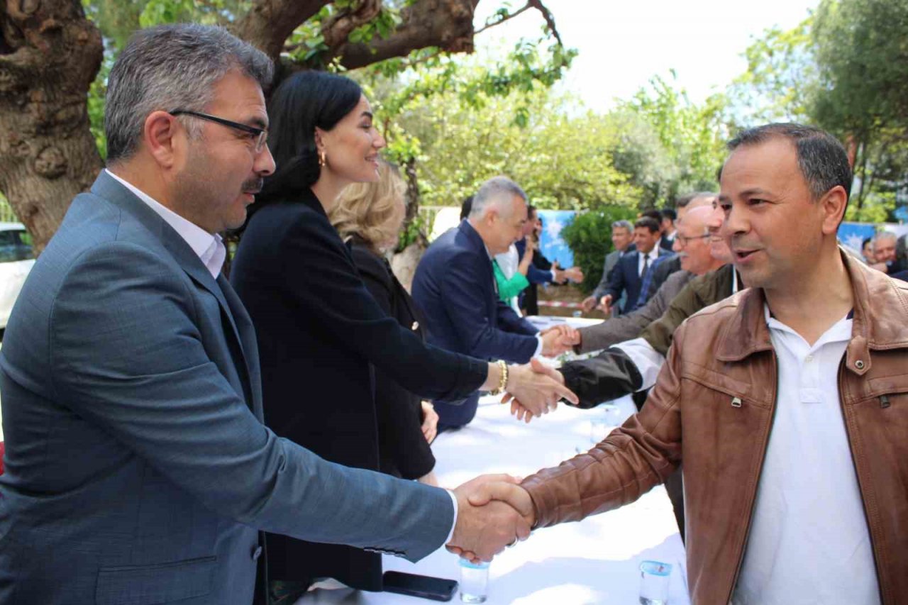 AK Parti Aydın İl Teşkilatı bayramlaştı