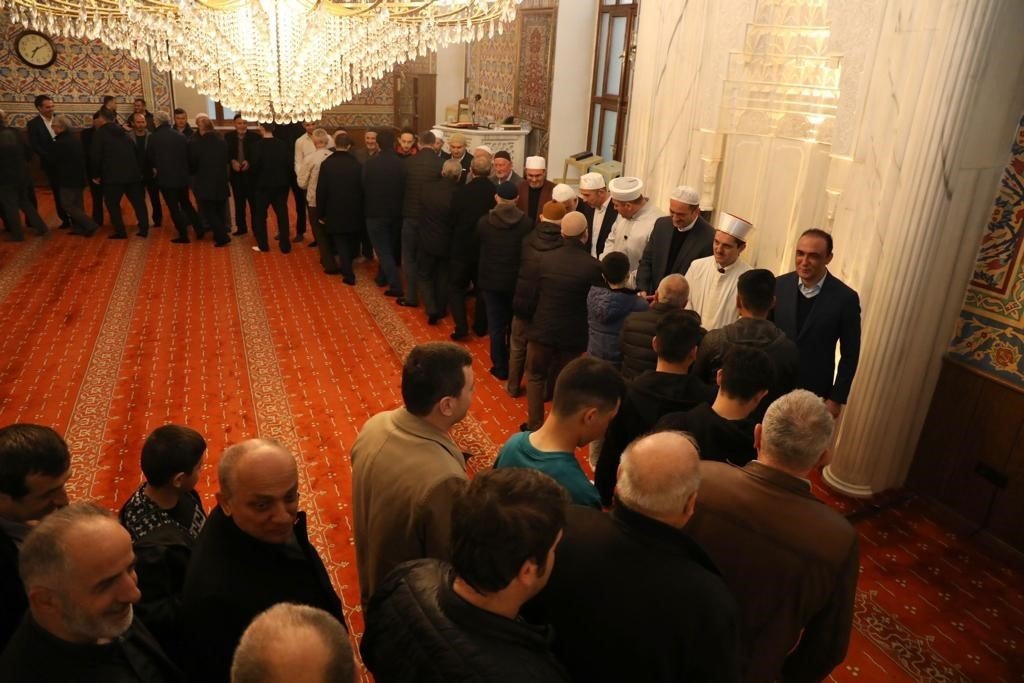 Vali Vekili Çakmak Düzcelilerin Ramazan Bayramı’nı kutladı