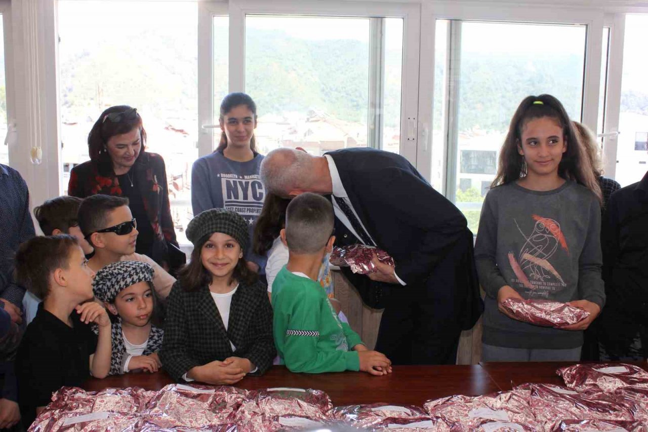 Marmaris protokolü Polis Evi’nde bayramlaştı