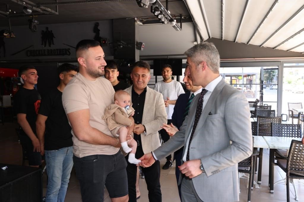 Başkan Oktay, Marmaris esnafıyla bayramlaştı