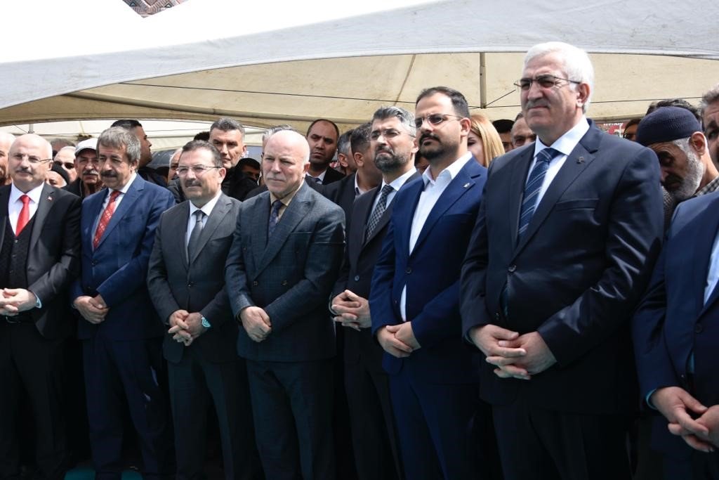 Küçükoğlu; 14 Mayıs’ta çifte bayram yaşatacağız