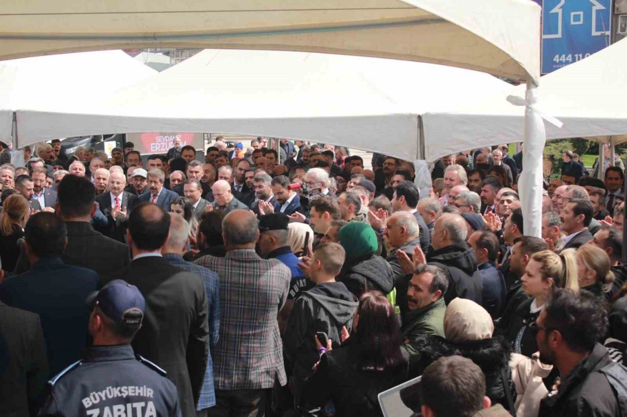 Küçükoğlu; 14 Mayıs’ta çifte bayram yaşatacağız