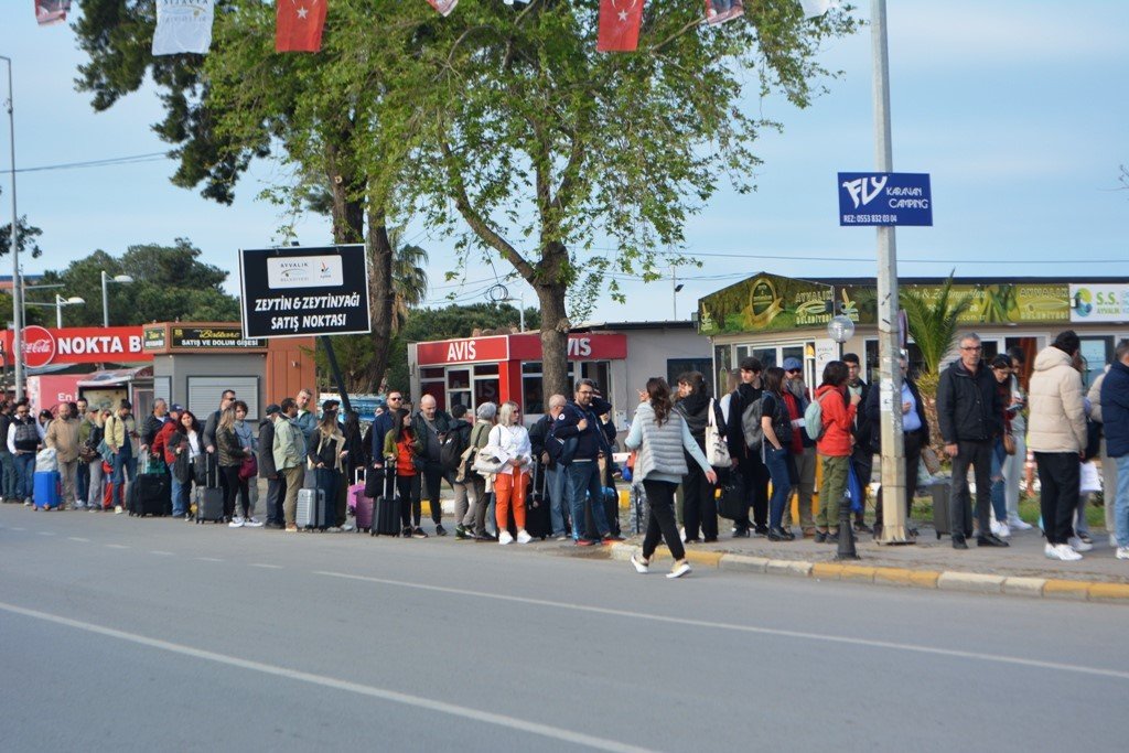 Tatilciler bayramda Yunan adalarına akın etti
