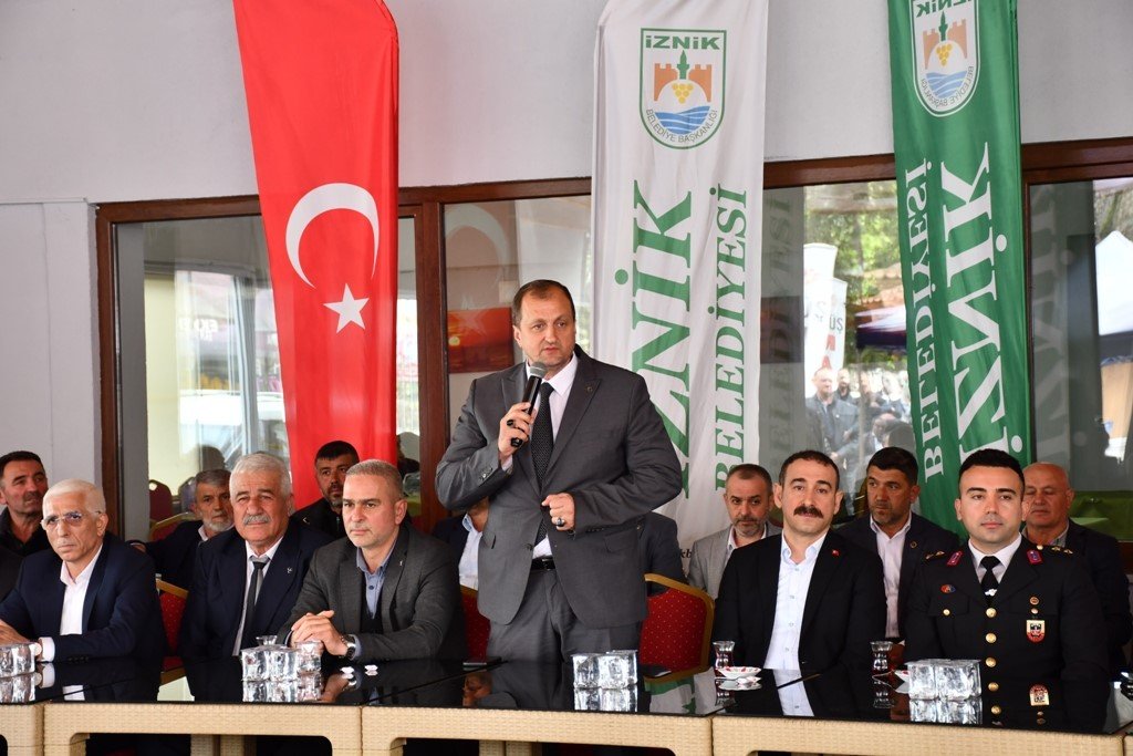 Başkan Usta: "Derdimiz bayrağımız ve vatanımız"