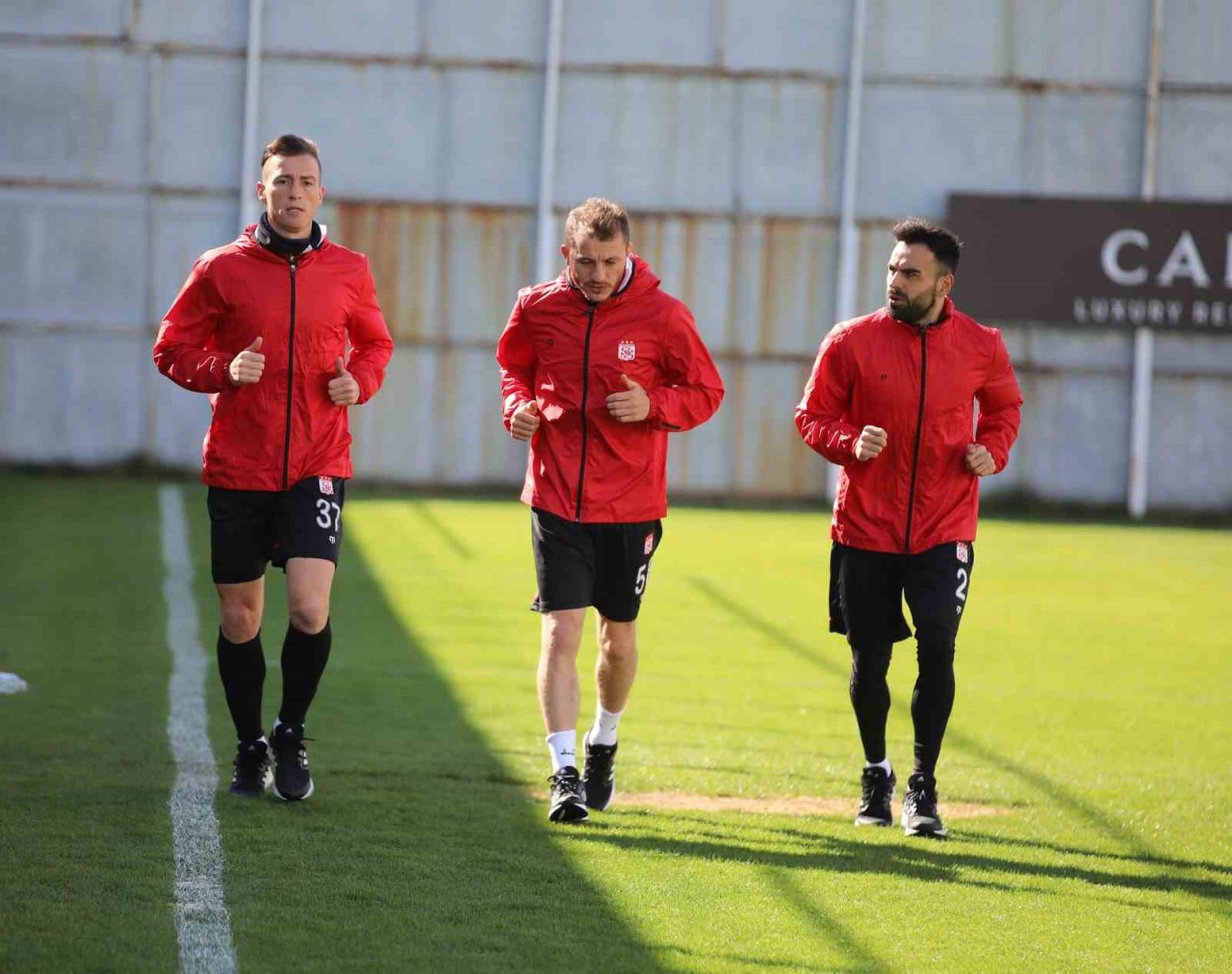 Sivasspor ara vermeden hazırlıklarına başladı