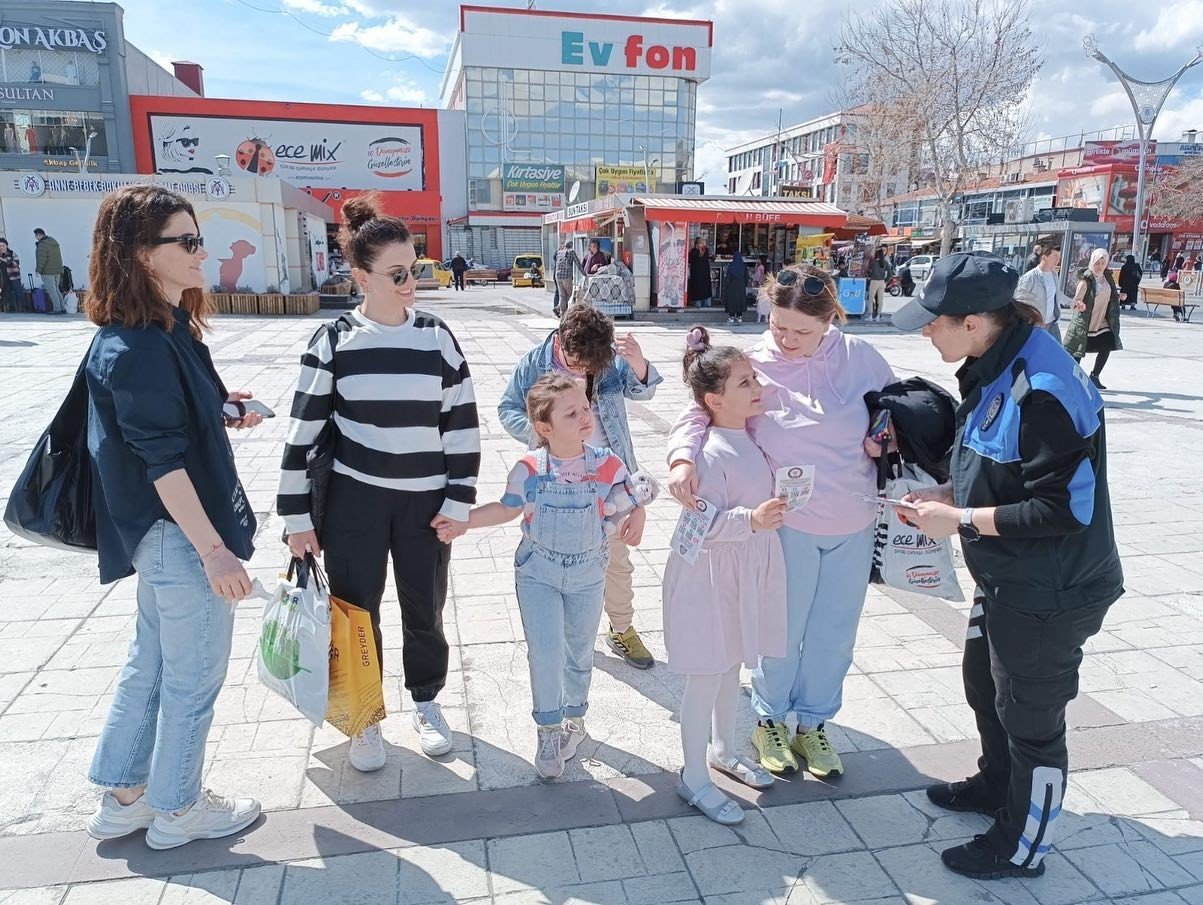 TDP ekipleri halkı bilinçlendiriyor