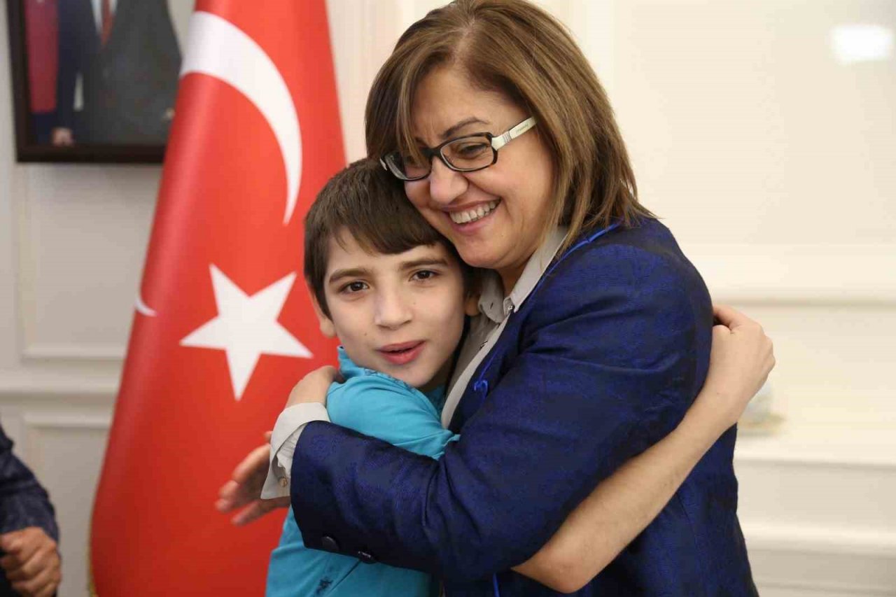 Gaziantep’ten 23 Nisan mesajları