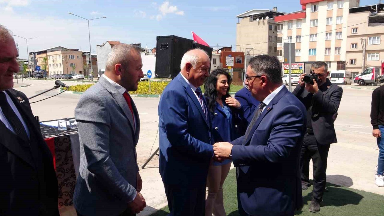 Büyük Birlik Partisi bayramlaşma programında bir araya geldi