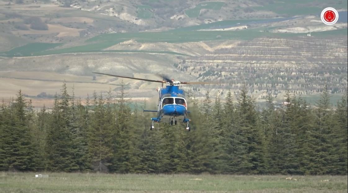Yerli ve milli ilk helikopter motoru TS1400, test uçuşunda ilk özgün helikopter olan GÖKBEY’i uçurdu