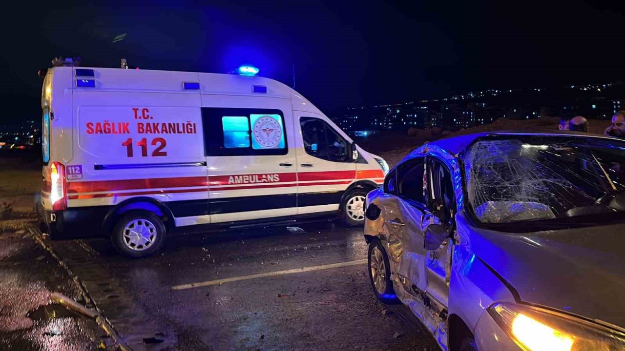 Elazığ’daki kazada yaralanan kadın hayatını kaybetti