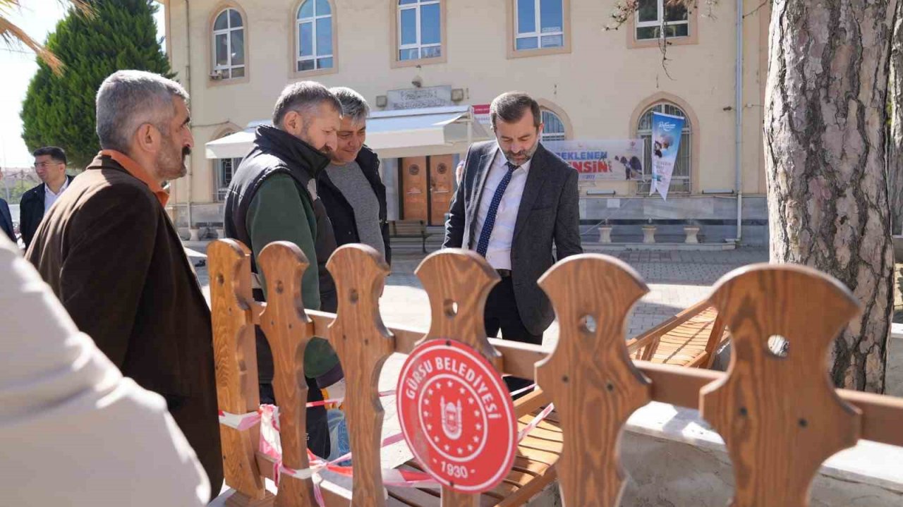 Başkan Işık yeleğini giydi, imalathaneye girdi