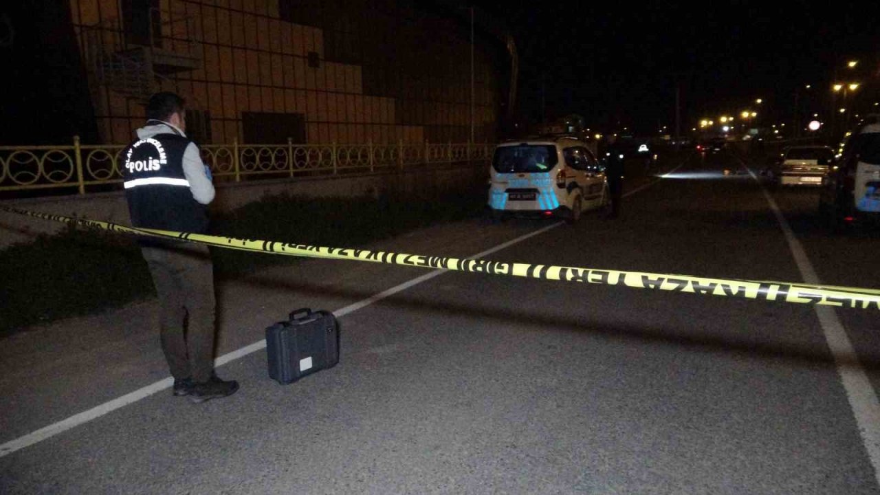 Depremden kurtulan 18 yaşındaki genç kazada can verdi