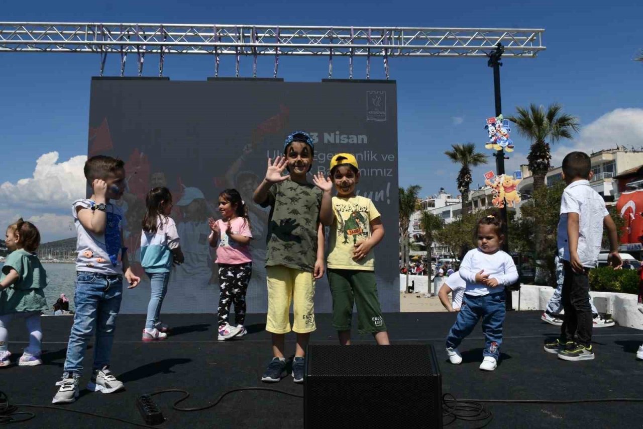 Kuşadası’nda çifte bayram sevinci yaşanıyor