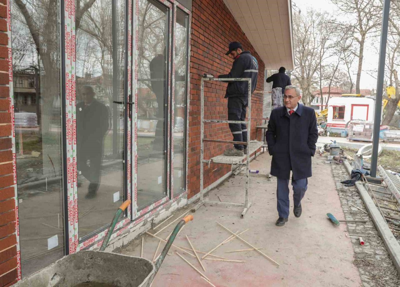 Ressam Ahmet Yakupoğlu Parkı’nda çalışmalar son aşamaya doğru geldi