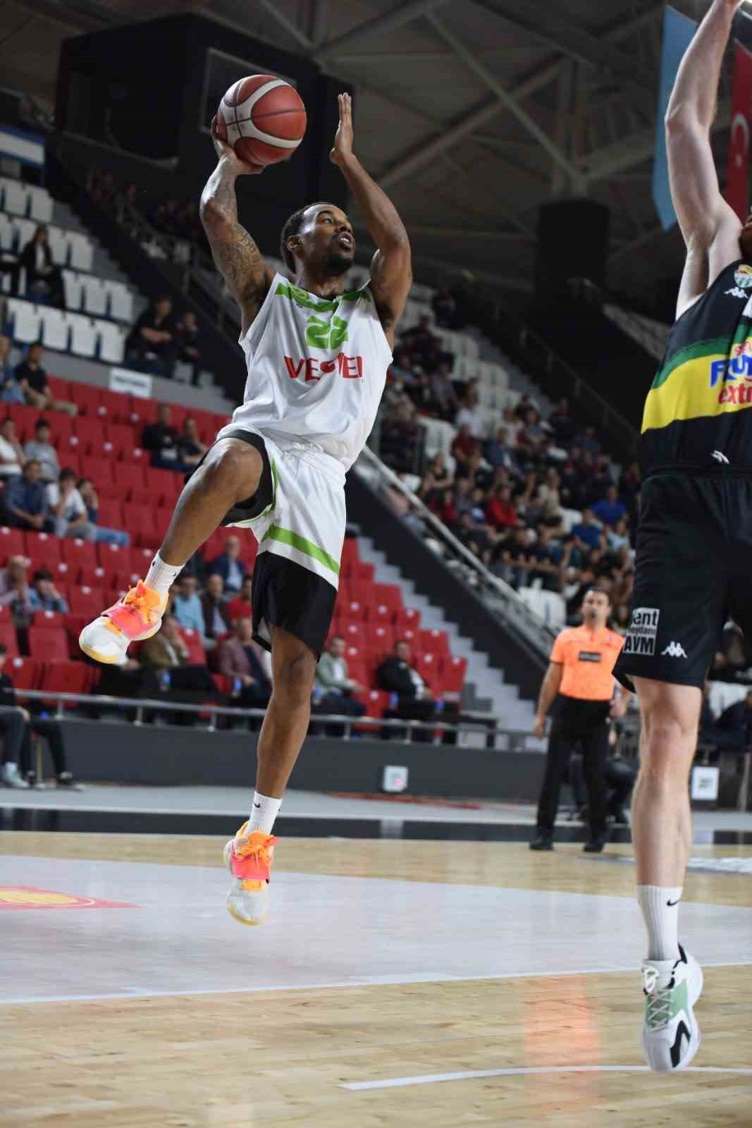 Türkiye Sigorta Basketbol Süper Ligi: Manisa BBSK: 82 - Frutti Extra Bursaspor: 87