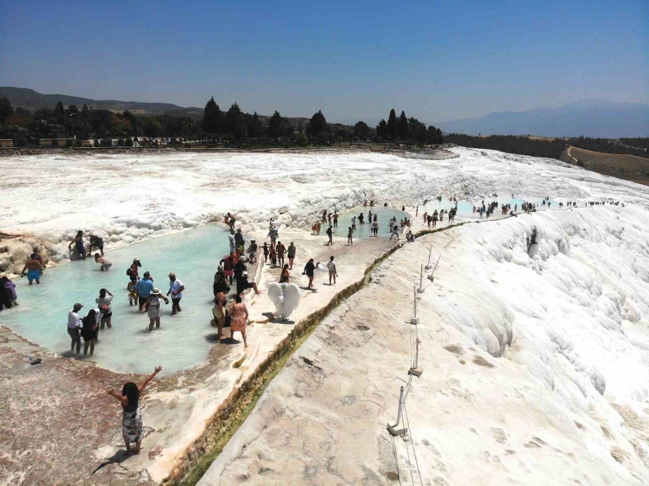 Pamukkale’de bayram yoğunluğu